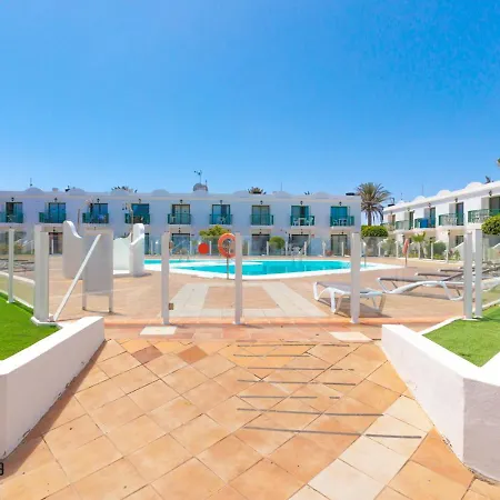 Apartment Butterfly Pool View & Wifi By Irent Fuerteventura *